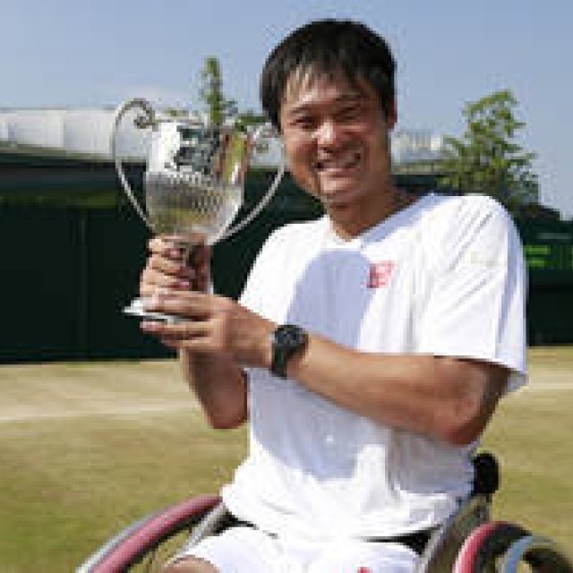 RADO│ウィンブルドンでアンバサダーのマリー選手と国枝選手が優勝