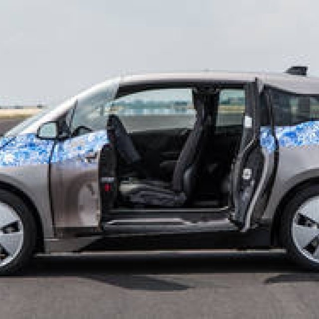 BMW i3の価格発表｜BMW