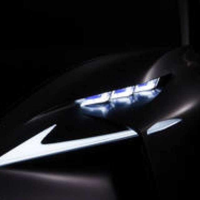 フランクフルトモーターショーであたらしいコンセプトカーを予告｜Lexus
