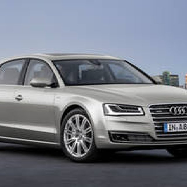 新型アウディ A8発表｜Audi