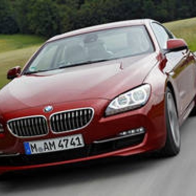 7シリーズ、6シリーズの安全装備を向上｜BMW