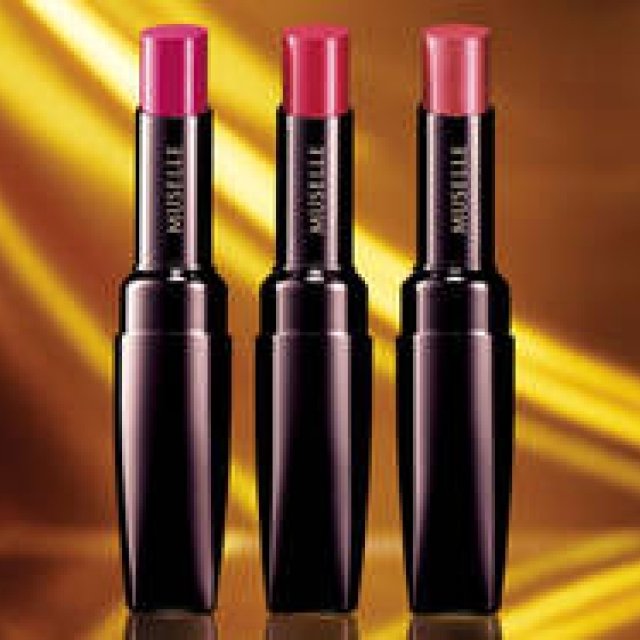 POLA｜肌色まで美しく見せる、つややかで色鮮やかなヒロインリップ