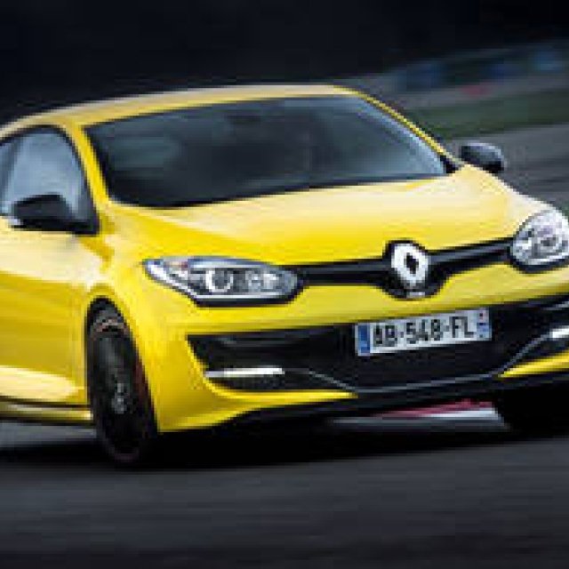 マイナーチェンジ版メガーヌ発表｜Renault