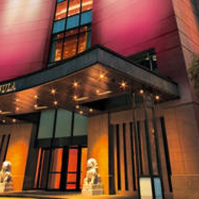 TRAVEL｜ピンクリボン活動啓発キャンペーン“ザ・ペニンシュラ・イン・ピンク”