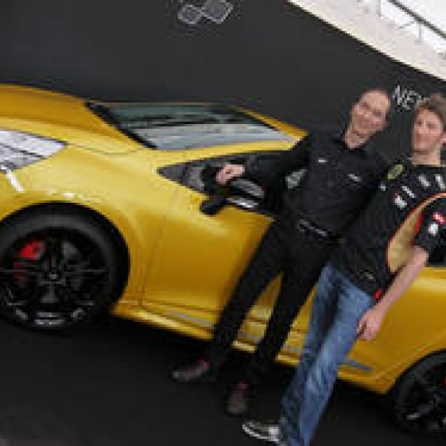 ルーテシアR.S.国内発売開始｜Renault