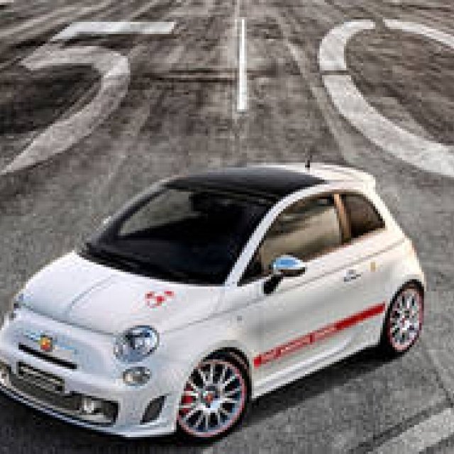 アバルト 595 50th Anniversary発売｜Abarth