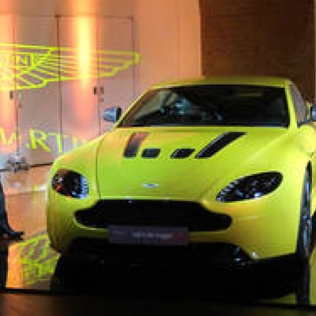 V12 ヴァンテージ Sとヴァンキッシュ ヴォランテを発表｜Aston Martin