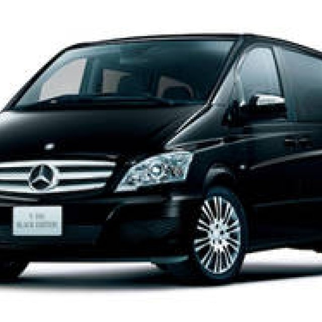 精悍なエクステリアのVクラス特別仕様車｜Mercedes-Benz