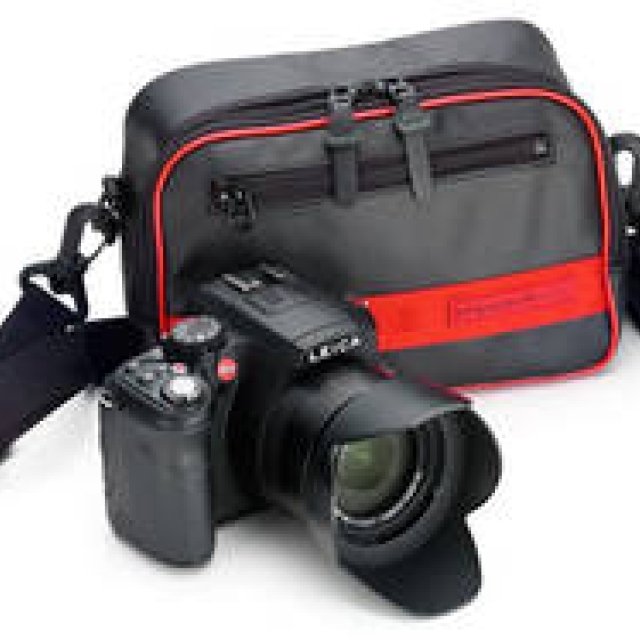 Leica｜200セット限定「ライカV-LUX4 スペシャルポーチキット」