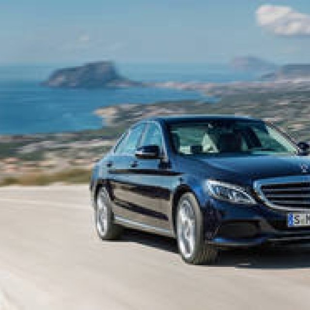 新型Cクラス発表｜Mercedes-Benz