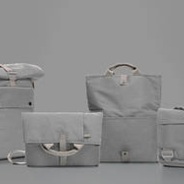 Bluelounge｜防水性能と手触りの良い機能素材のバッグに新色登場