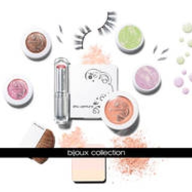 shu uemura｜やさしい色合いで透明感のある輝きを生む春夏メイク