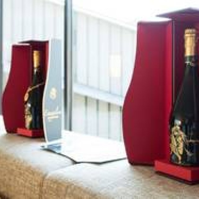 EAT｜名門シャンパーニュとエヴァンゲリオンの世界が融合！