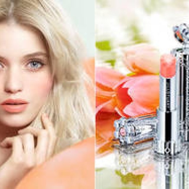 JILL STUART｜可憐な少女“おやゆび姫”の物語にインスパイアされた春コレクション