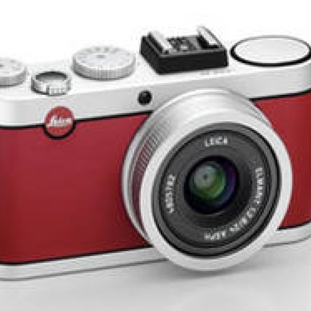 Leica｜国内限定モデル 「ライカX2 Red Leather」発売