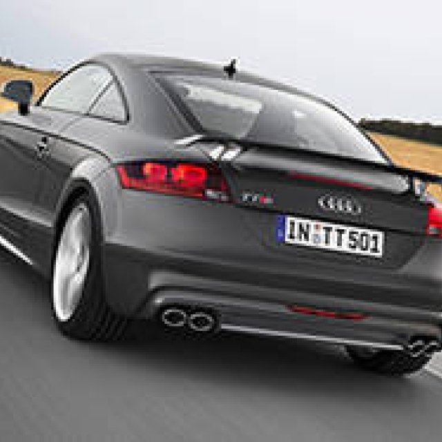 「TT」と「Q3」一挙5車種の限定車を同時発売｜Audi