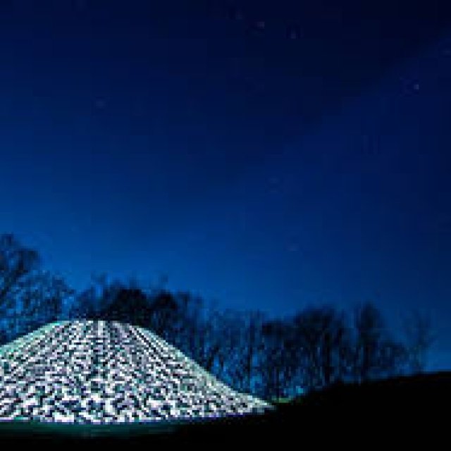 EVENT｜国内初！　古墳でプロジェクションマッピング