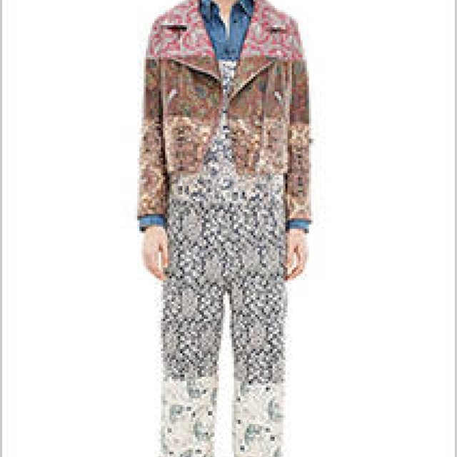 ACNE STUDIOS｜「リバティ」プリントの限定コラボコレクションを発売