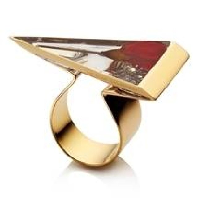 yoox.com｜限定カプセルコレクション「FROZEN GARDEN」が誕生