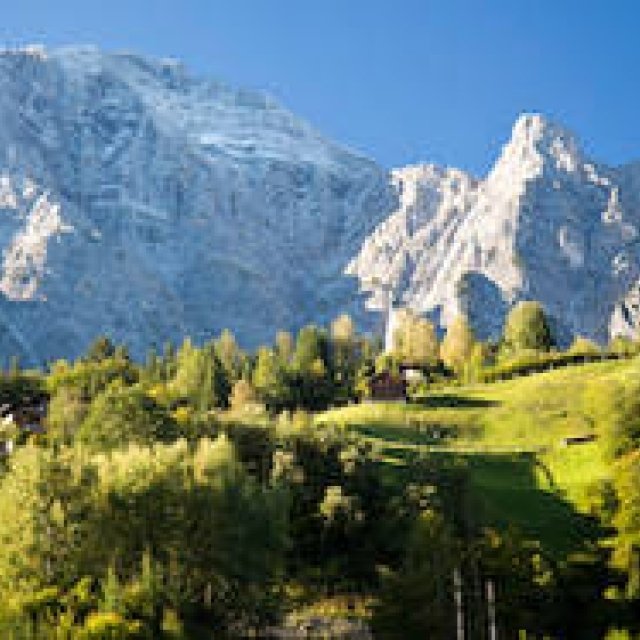 欧州縦断で体感するアウディRSモデルの真髄｜Audi