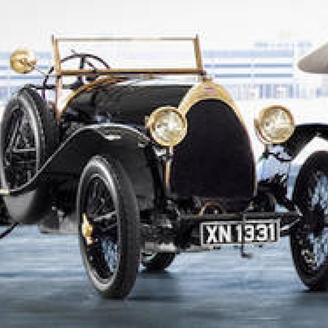 特別なヴェイロン“ブラック ベス”、北京に登場｜Bugatti