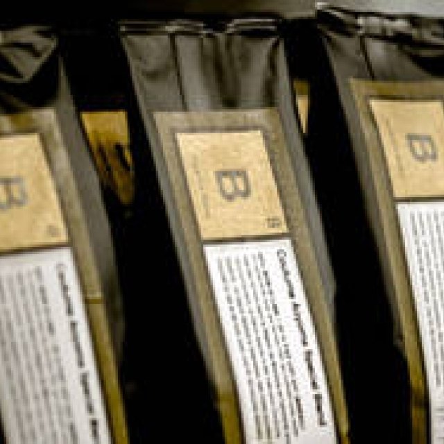 EAT｜パリで一番おいしいコーヒーが飲めるカフェ、日本初上陸！