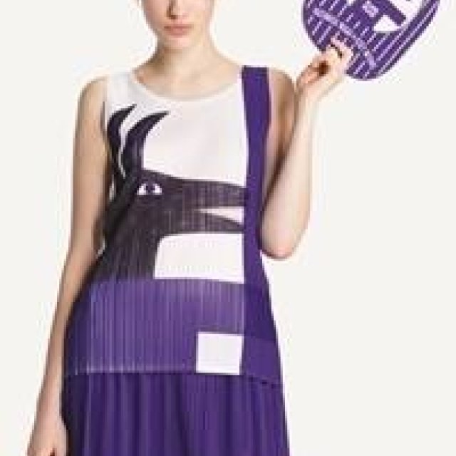 PLEATS PLEASE ISSEY MIYAKE｜永井一正とコラボレーションシリーズを発表 