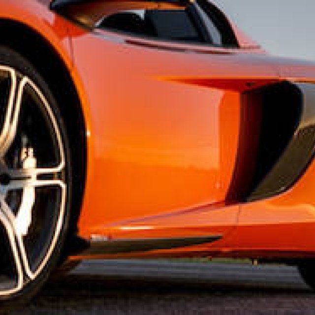 海外初試乗、マクラーレン 650S｜McLaren