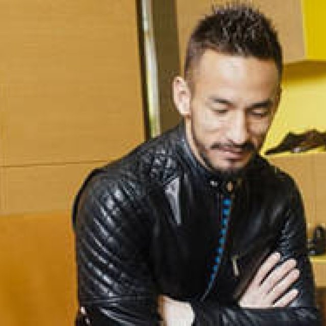 中田英寿、ジョンロブの職人と対峙する（メジャーメント・1）｜JOHN LOBB