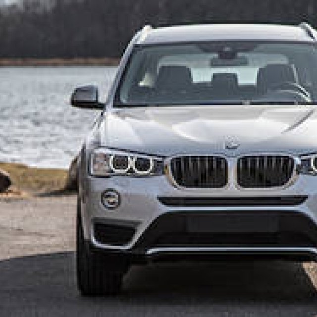 フェイスリフトしたX3を国内発売｜BMW