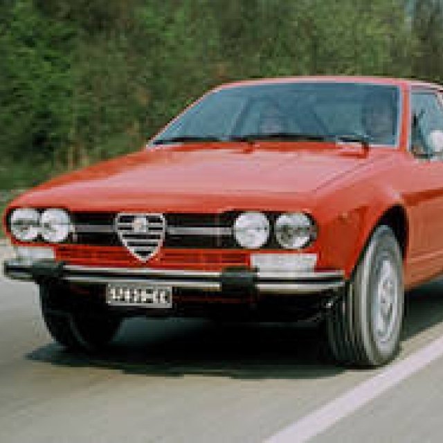 アルファ4Cデザイナー、マッコリーニ氏インタビュー｜Alfa Romeo