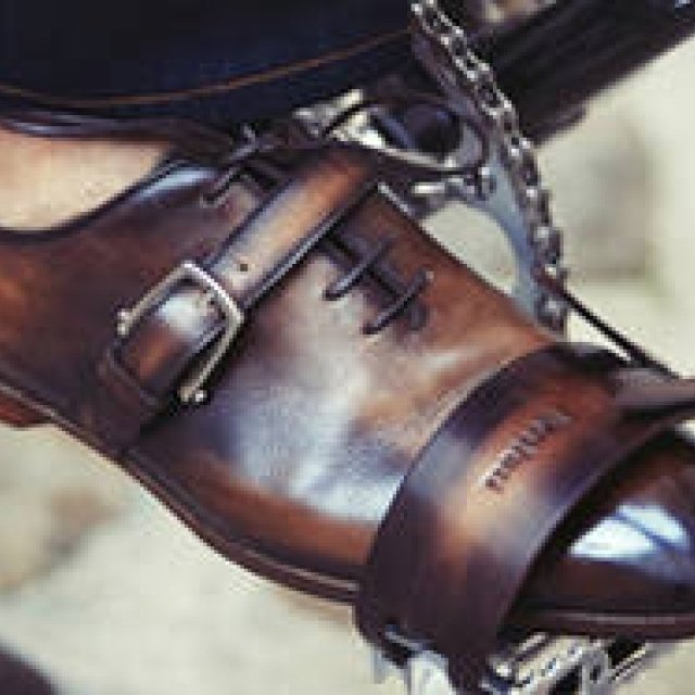 Berluti｜フランスの職人気質とエレガンスを体現する自転車