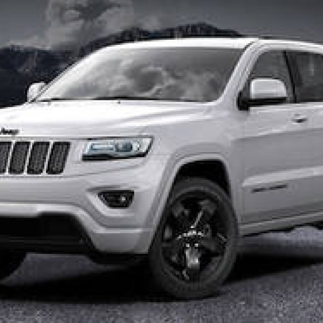  ブラックをアクセントにした特別な2台のジープ｜Jeep