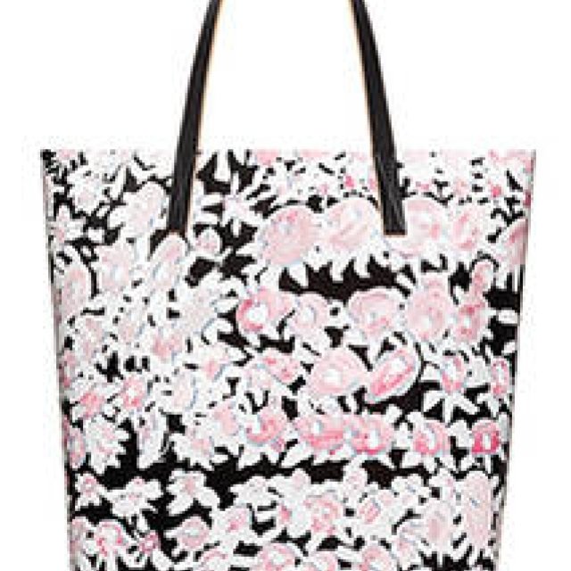 MARNI｜アウトサイダー アートを用いたアイテムを発表 