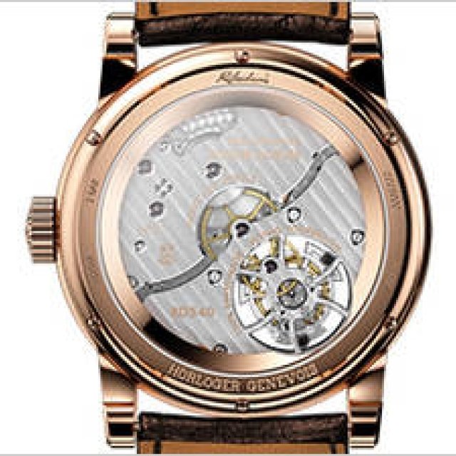 ROGER DUBUIS｜創設者の魂が宿るコンプリケーションウォッチ