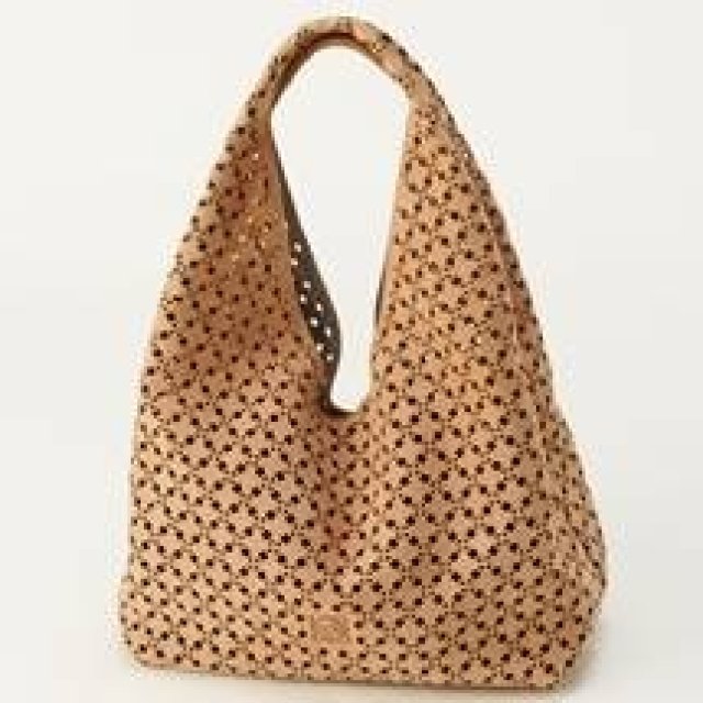 LOEWE｜伊勢丹新宿店にてスペインフェア開催