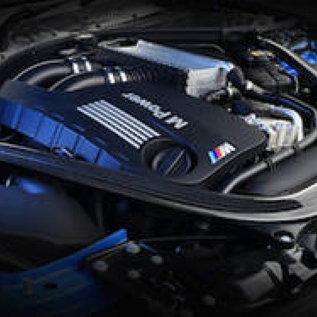 サーキット試乗、BMW M3セダン & M4クーペ｜BMW