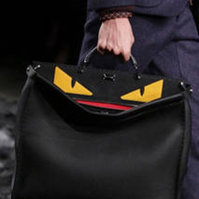 FENDI｜アイコンバッグ「ピーカブー」がメンズで登場
