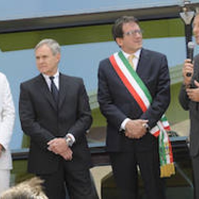 マセラティ100周年 × イタリアンラグジュアリースポーツカー｜Maserati