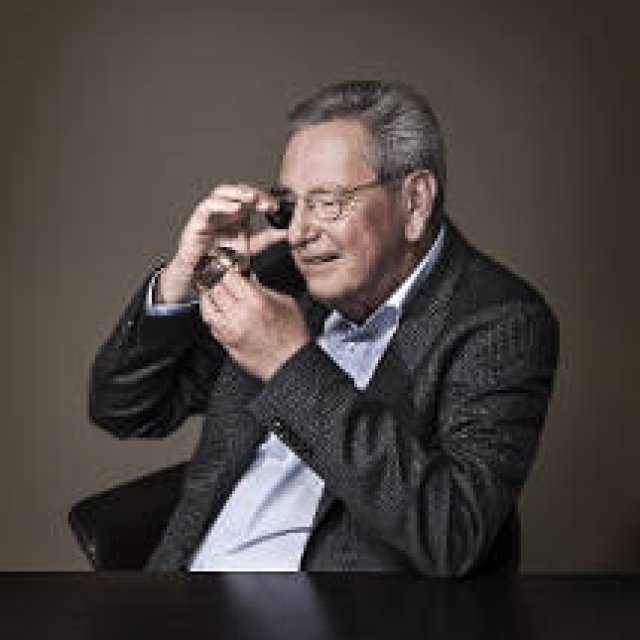 ROGER DUBUIS｜トゥールビヨンモデル全購入者をスイスツアーへ招待