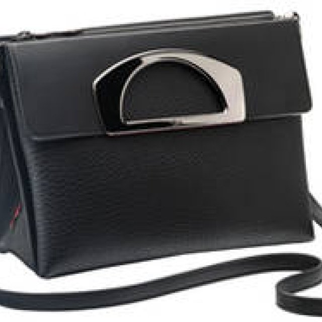 Christian Louboutin｜新作バッグ「パサージュ」デビュー