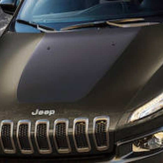 戦士をイメージした新型チェロキー初の限定車｜Jeep