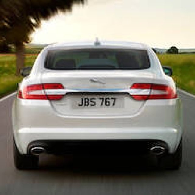 ジャガーXF、2015年モデルを発表｜Jaguar