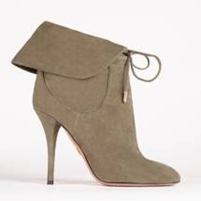 AQUAZZURA｜オリヴィア・パレルモとコラボレーション