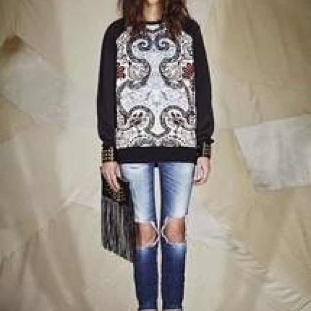 Just Cavalli｜オールマイティに使えるスウェット発売