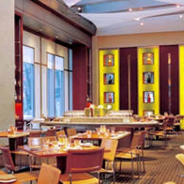 EAT｜イタリアンテイストの進化系パンケーキ誕生