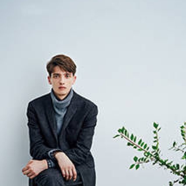 MARGARET HOWELL｜スタイリスト二村 毅が語る「今に呼応する心地良いバランス」