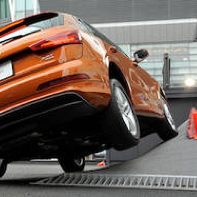 東京・虎ノ門にアウディの魅力を知る体験型試乗施設がオープン｜Audi