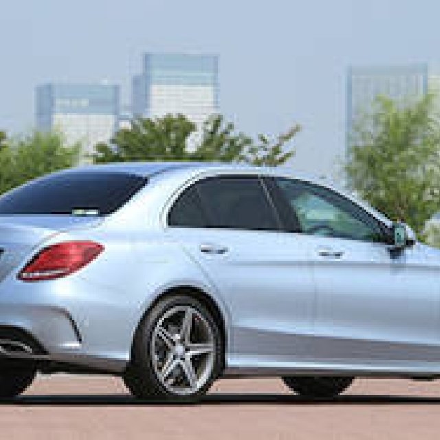 メルセデス・ベンツ、最新のCクラスを国内試乗｜Mercedes-Benz