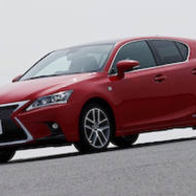 レクサスのプレミアム コンパクト「CT200h」に試乗｜Lexus